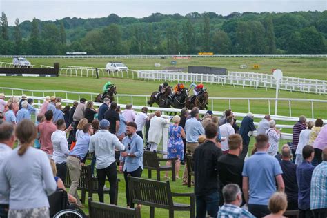 Horse Racing at Newbury Today 2024 .